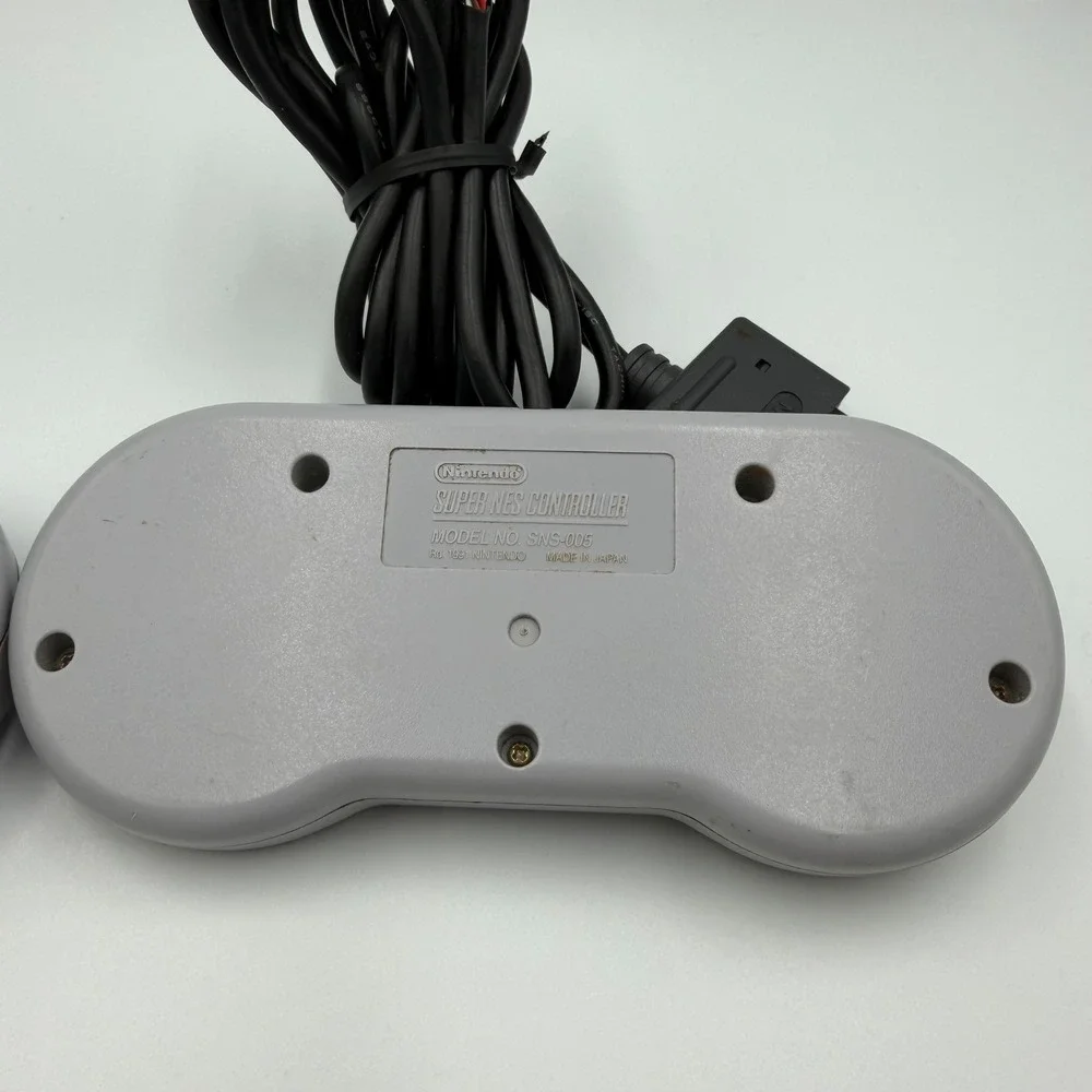 2 Nintendo SNES Controllers OEM Super Nintendo SNS-005 Gray Purple Made in Japan